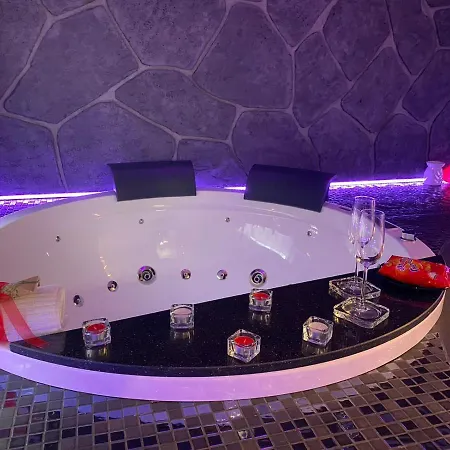 Penzion Th Luxury Fly